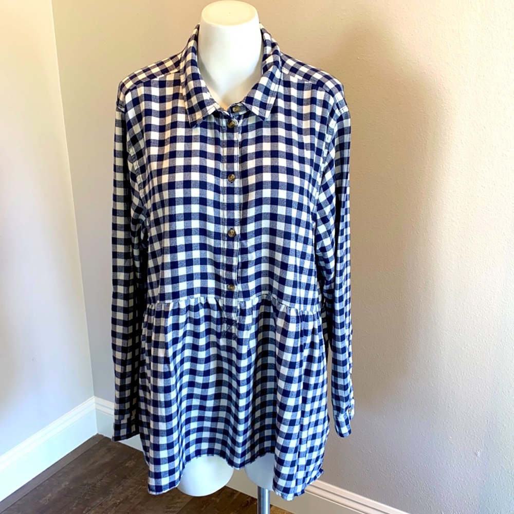 American Eagle Ahh-Mazingly Soft Peplum Flannel